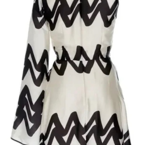 Alexis Elina Dress - Picture 3 of 14